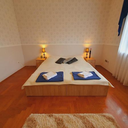 Adel Apartman Miskolc Exterior foto